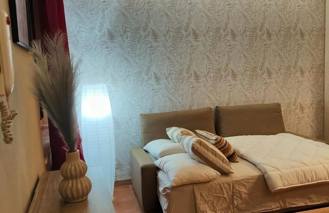 Michele'S House-1